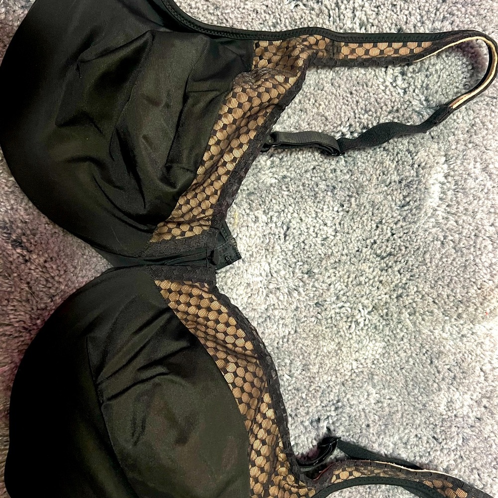 Brand new never worn just tried it on